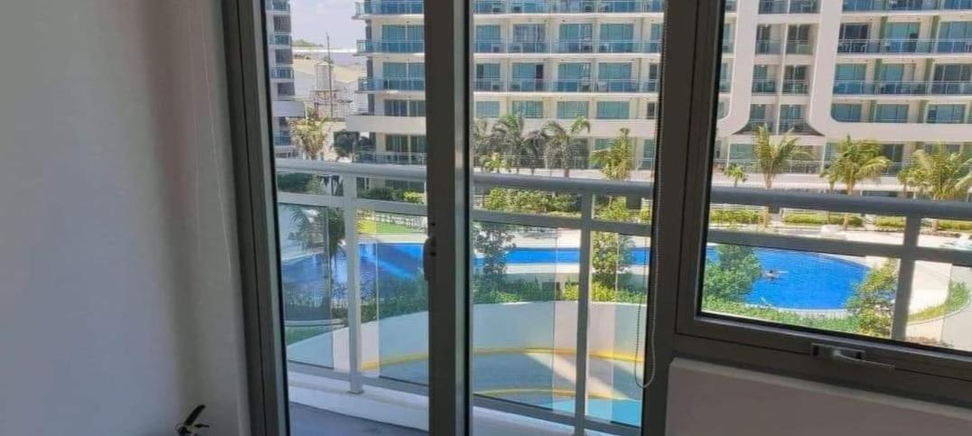 Azure Urban Resort Paranaque City Exteriér fotografie
