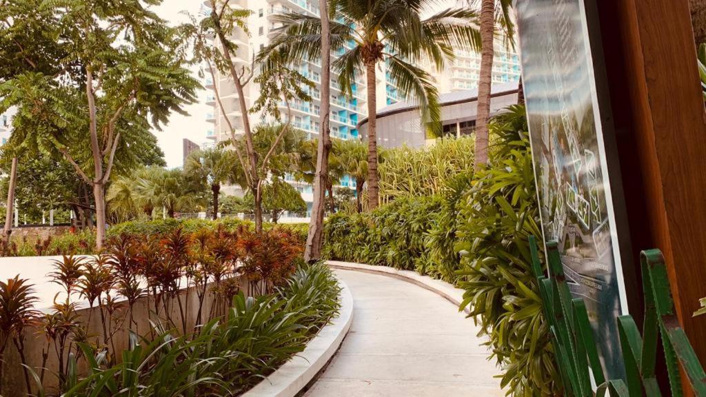 Azure Urban Resort Paranaque City Exteriér fotografie